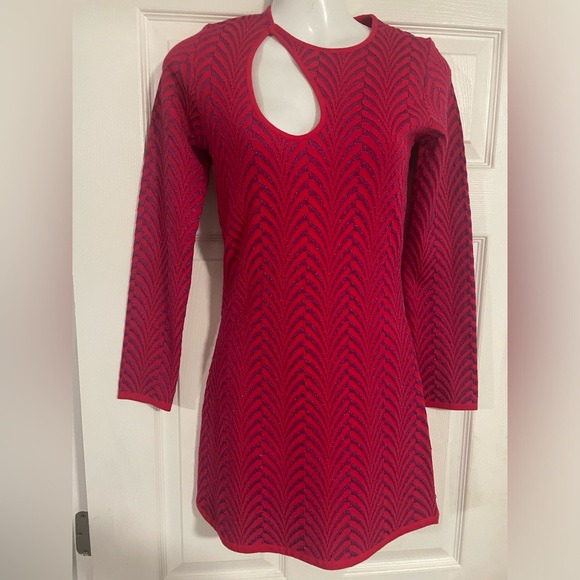 Marciano chevron print shift mini dress size XS NWOT - Picture 1 of 4